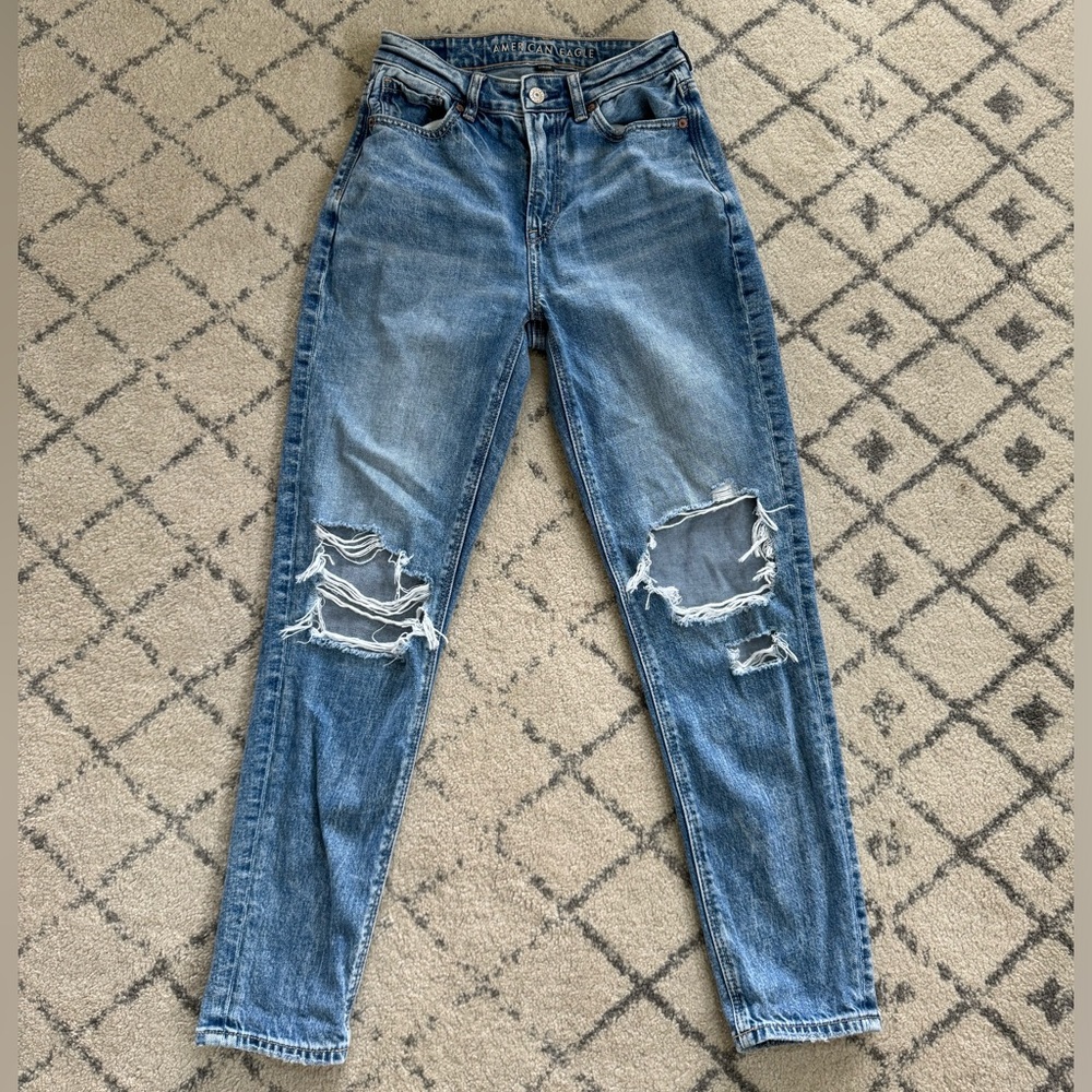 American Eagle Mom Jeans